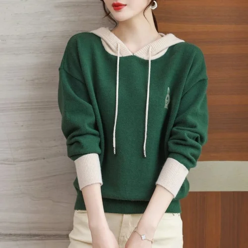 Spring and Autumn Women's Loose Hooded Tops Autumn New Fashionable Small Shirts Bottoming Shirts Hooded Sweatshirts