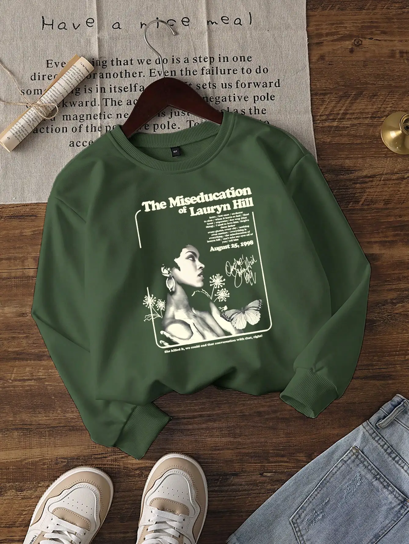 Women's Loose Fit Graphic Sweatshirt with Lauryn Hill Print, Casual Autumn Winter Top - Image 6